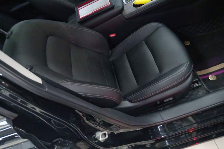 Used Nissan Teana 2021 2.0L XL Upper AD1 Smart Drive & Navigation Edition Right Front Seat