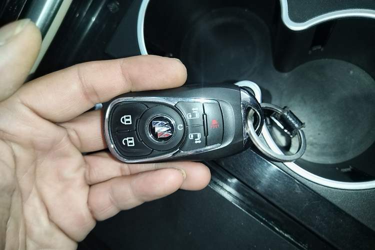 Used Buick GL8 2023 ES Lu Zun Deluxe Model Vehicle Key