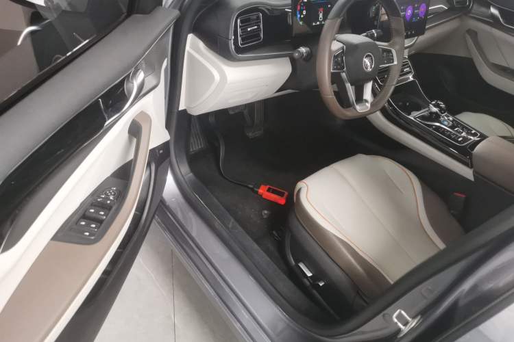 Used BYD Qin PLUS 2023 Champion Edition DM-i 120KM Beyond Model