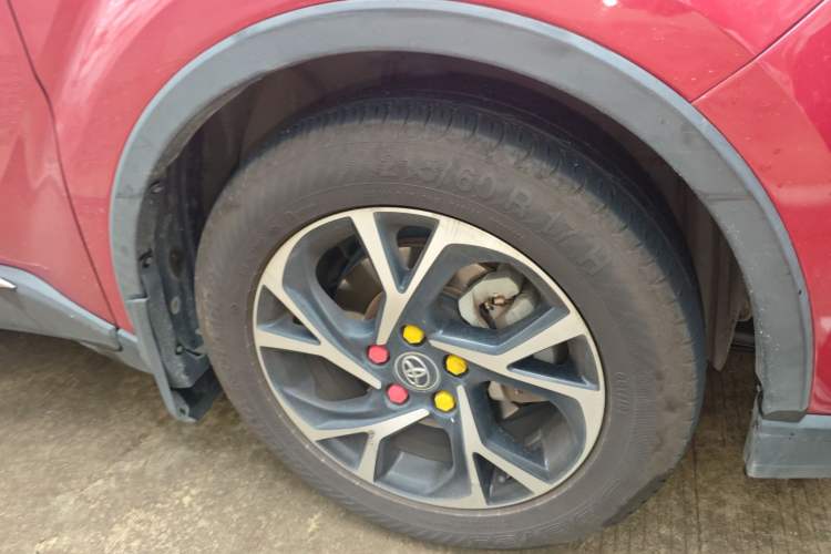 Used Toyota C-HR 2018 2.0L Leading Edition China VI
