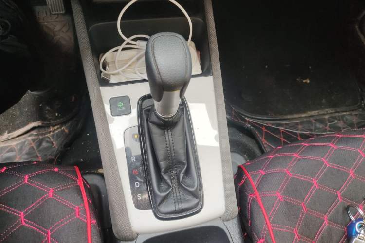 Used Honda LIFE 2021 1.5L CVT CRO-S Fun Edition Gear Lever