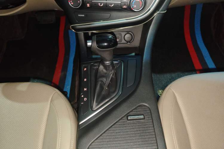 Used Kia K5 2015 2.0L Automatic GL
