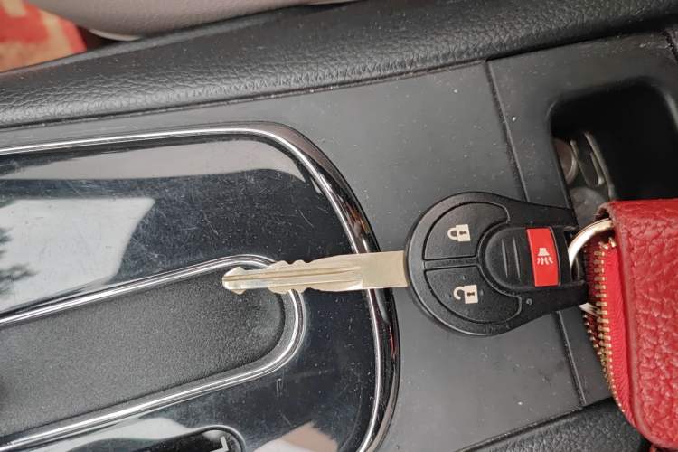 Used Nissan Tiida 2014 1.6L CVT Comfort Model
