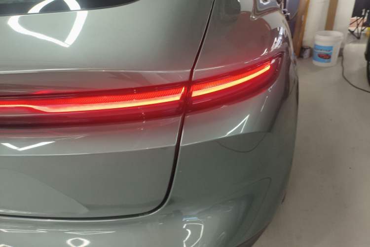 Used Nio ET5 2022 75 kWh Exterior 3