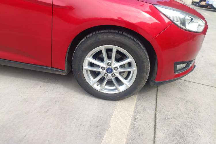 Used Ford Focus 2015 Sedan 1.6L Automatic Trend Model