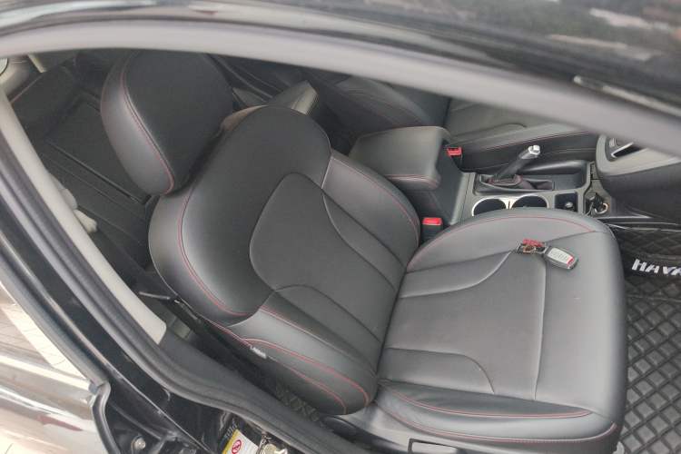 Used Haval M6 2017 1.5T Automatic Two-Wheel Drive Elite Model
