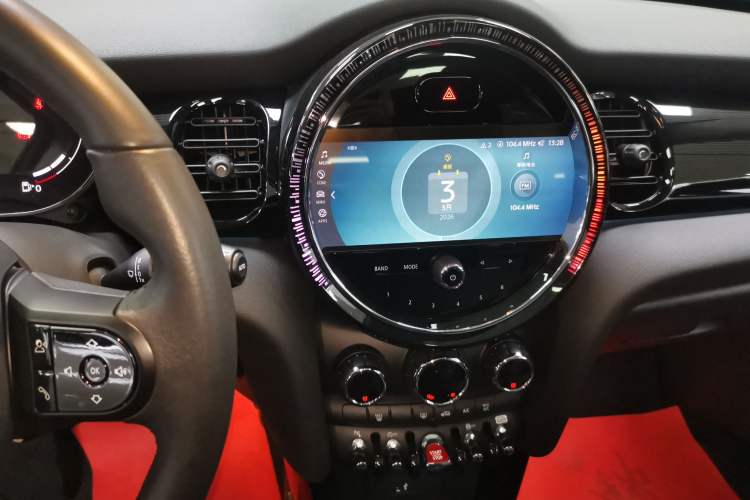 Used MINI MINI 2023 Updated 1.5T COOPER Artist
