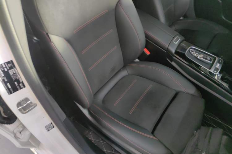 Used Mercedes-Benz A-Class 2024 Updated A 200 L Fashion Version
