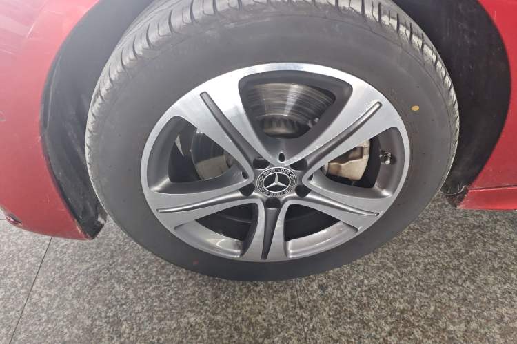 Used Mercedes-Benz C-Class 2022 C 200 L Sport Edition Left Front Wheel Hub