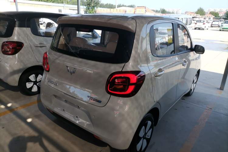 Used Wuling Hongguang MINIEV 2025 Four-Door Version Advanced Edition
