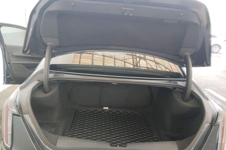 Used Cadillac CT4 2021 28T Fashion Edition Trunk