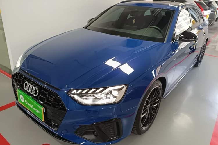Used Audi A4 2022 Avant 40 TFSI Luxury Dynamic Model Guazi used car, China used car export, Used car for sale, Used cars, Cheapest cars for sale
