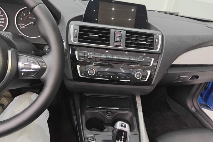 Used BMW 2 Series 2015 220i Convertible Coupe M Sport Edition