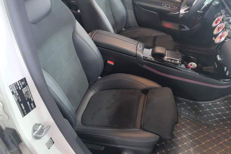 Used Mercedes-Benz A-Class 2022 Restyled A 200 L Sport Sedan Fashion Version
