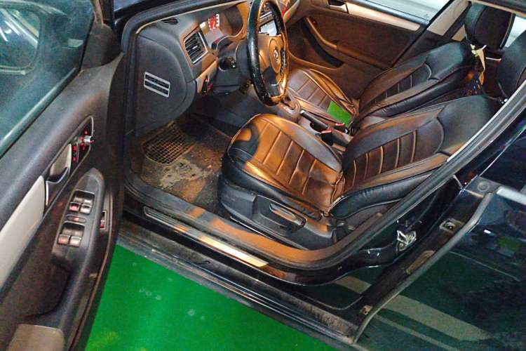 Used Volkswagen Sagitar 2014 Revised Version 1.6L Automatic Leading Edition
