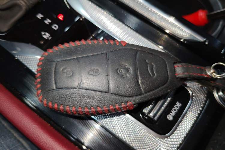 Used Hongqi H5 2024 2.0T Automatic Smart Connect Flagship Edition