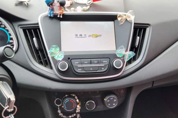 Used Chevrolet Cavalier 2016 1.5L Automatic Xinyue Edition Audio And AC Panel