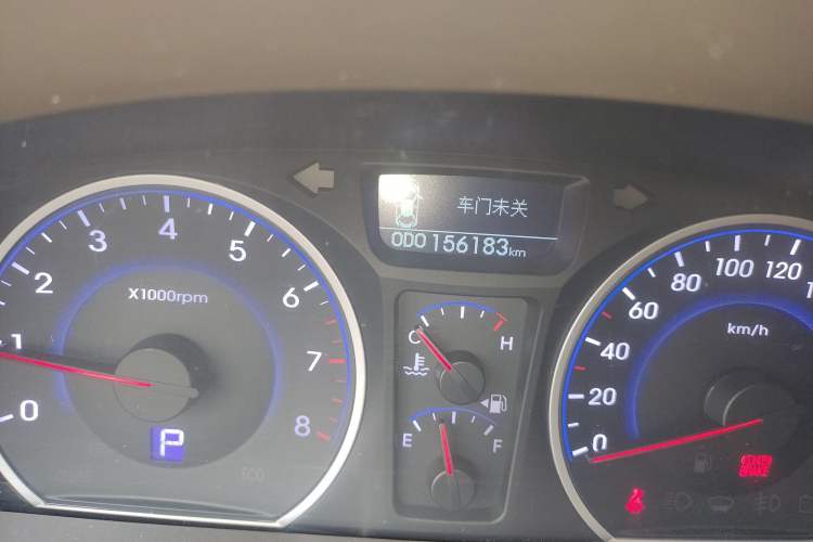 Used Hyundai Celesta 2011 1.6L Automatic Luxury Version
