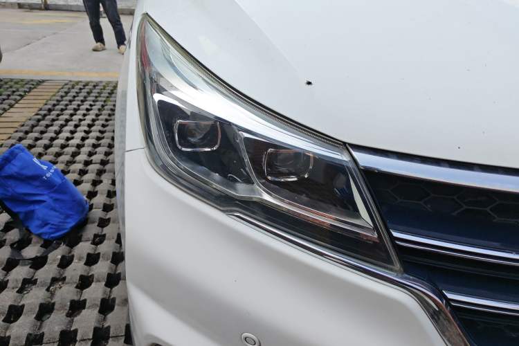 Used Baojun 730 2017 1.8L iAMT Prestige Version 7 Seats
