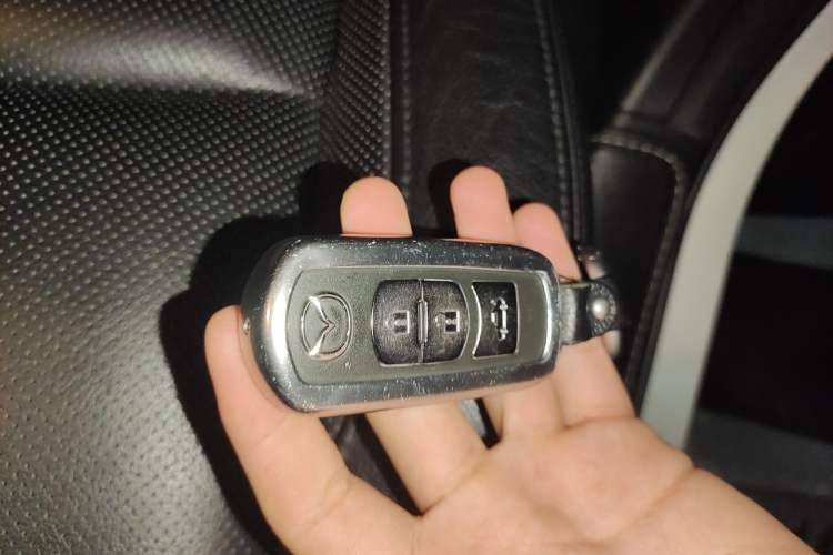 Used Mazda Mazda 3 Axela 2017 Sedan 2.0L Automatic Flagship Model China V Standard