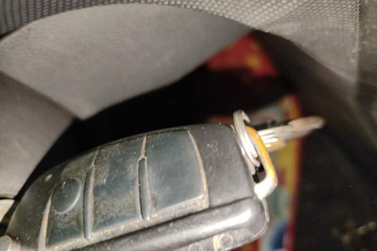 Used Suzuki Wagon R X5 2013 Luxury Edition 1.4L Standard Model Vehicle Key