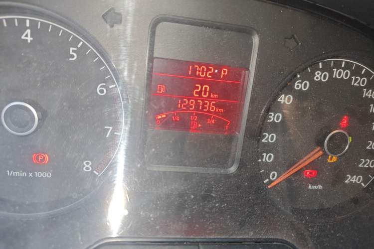 Used Volkswagen Polo 2011 1.6L Automatic ZhiShang Version