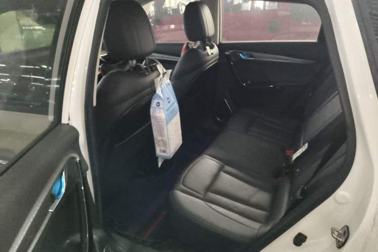 Used Dongfeng Aeolus AX7 2019 1.6T Automatic AI Navigation Model China V Standard
