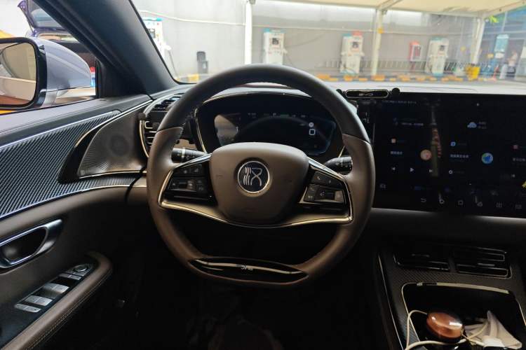 Used BYD Han 2020 EV Long-Range Luxury Model Steering Wheel