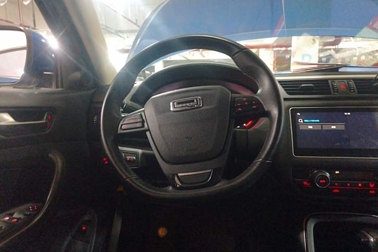 Used Qoros 5 2018 Revised Version 1.6T Automatic Leading Edition
