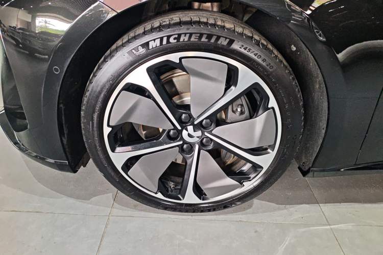 Used Nio ET5T 2024 75kWh Touring Exterior 4