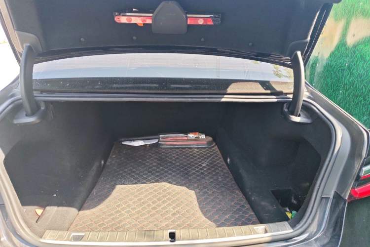 Used BMW 7 Series 2019 740Li Leading Model M Sport Package
