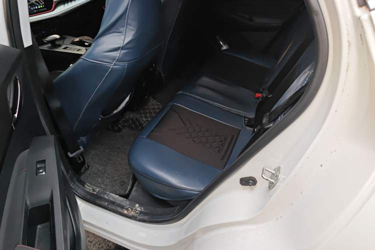 Used CHANGAN OSHAN X5 PLUS 2023 1.5T DCT Navigation Edition Left Rear Seat