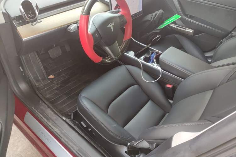 Used Tesla Model 3 2019 Long-Range Rear-Wheel-Drive Version
