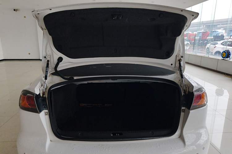 Used Mitsubishi Lancer EX 2013 Fashion Edition 1.8L CVT Comfort Version
