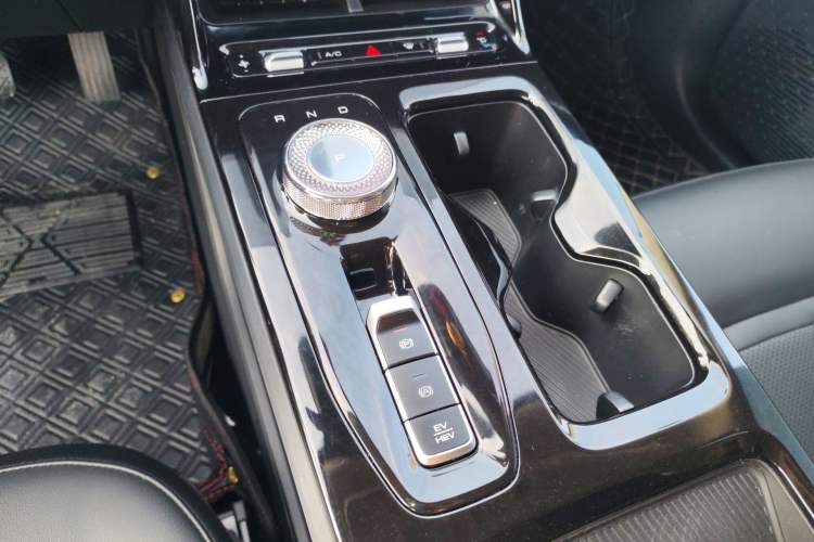 Used Wuling Xingguang 2023 70 Standard Edition Gear Lever