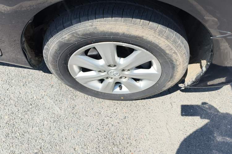 Used Toyota Corolla 2013 Special Edition 1.6L Automatic Cool GL Model Right Front Wheel Hub