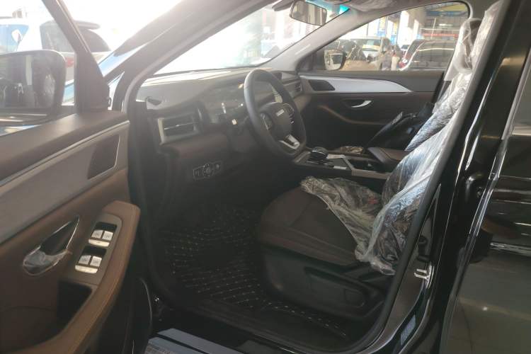 Used JETOUR X90 PLUS 2023 1.6TD DCT Flat-Platform + 5 Seats
