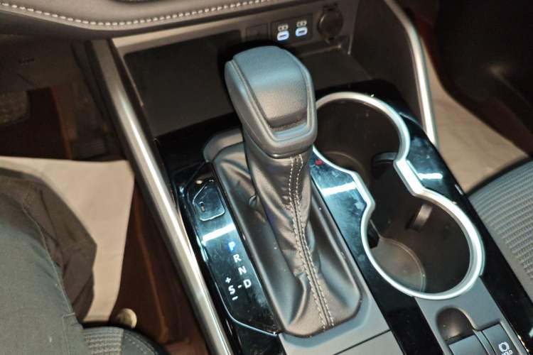 Used Toyota Crown Kluger 2023 2.5L HEV Four-Wheel Drive Elite Edition
