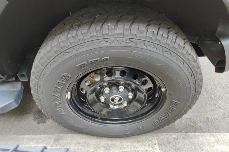 Used Ford Bronco 2024 2.3T Diamond Edition Right Front Wheel Hub