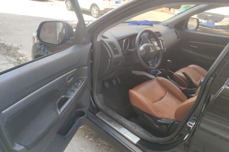 Used Mitsubishi ASX 2013 2.0L Manual Two-Wheel Drive Comfort Edition Driver Seat