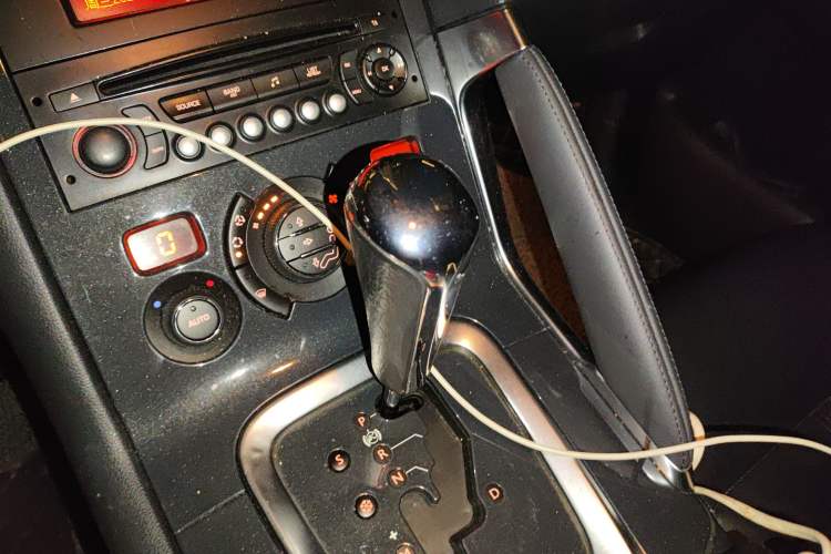 Used Peugeot 3008 2011 1.6T Luxury Model
