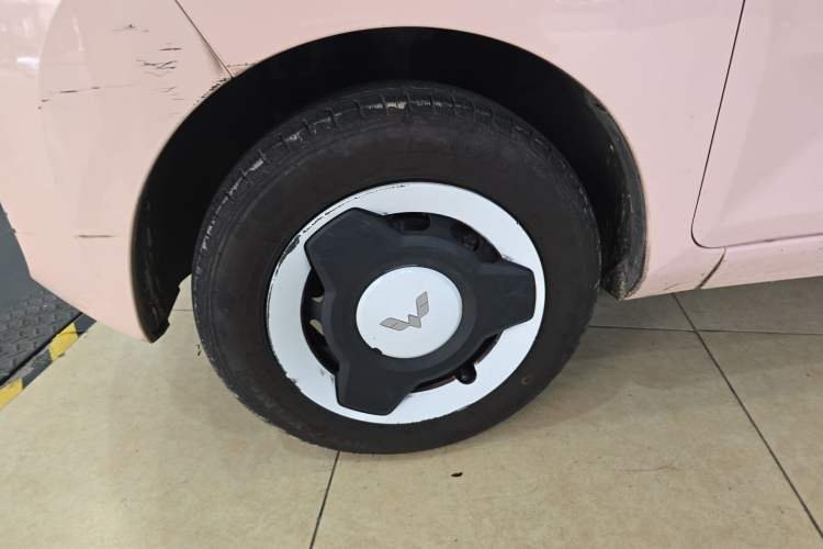 Used Wuling Hongguang MINIEV 2021 Macaron Fashion Edition Lithium-Ion Battery