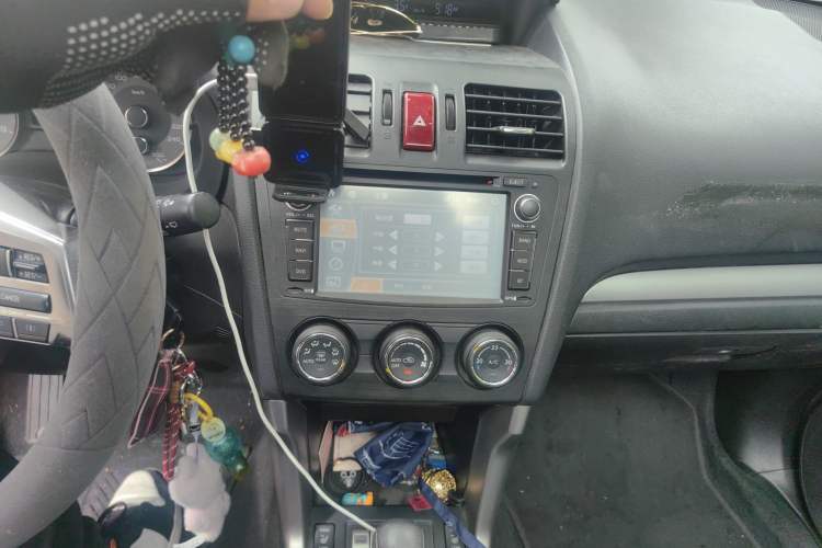 Used Subaru Forester 2014 2.0i Automatic Luxury Edition Audio And AC Panel