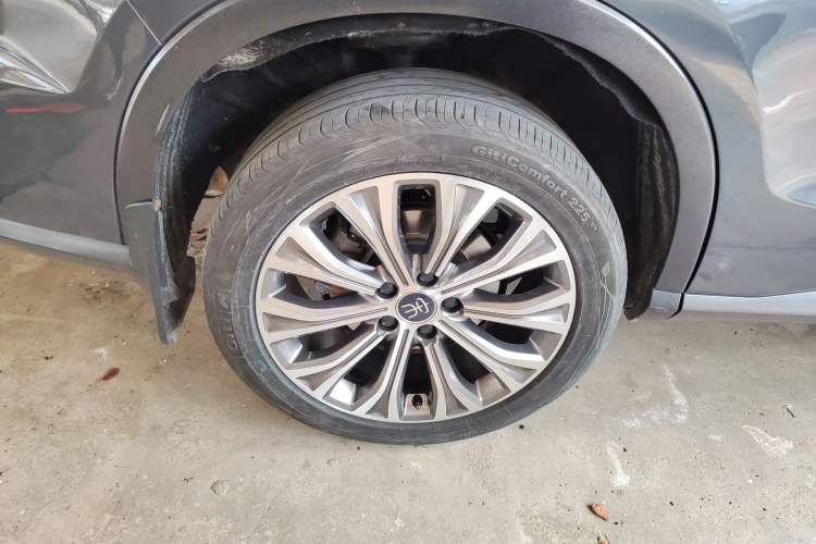 Used BYD Song Pro New Energy 2019 DM 1.5T Four-Wheel Drive Performance Edition Deluxe Model Right Rear Wheel Hub