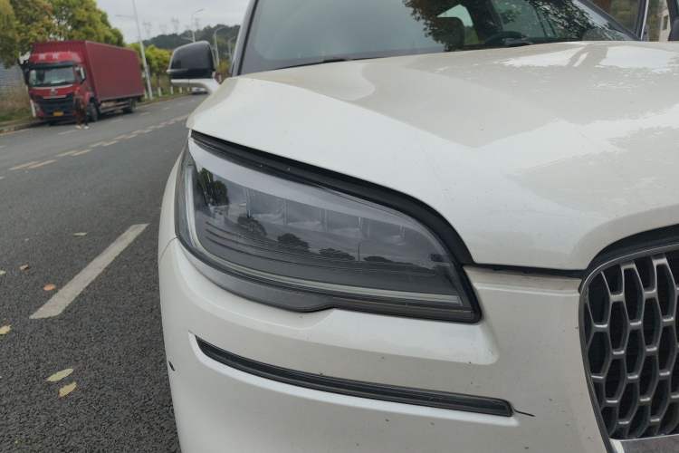 Used Lincoln Aviator 2022 3.0T V6 Four-Wheel Drive Luxury Edition Right Front Headlight