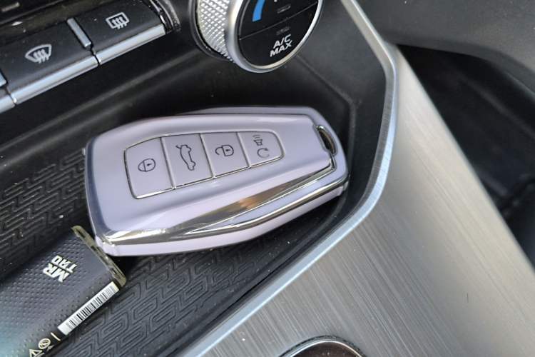 Used Geely Auto Coolray 2019 260T DCT Knight China V Standard