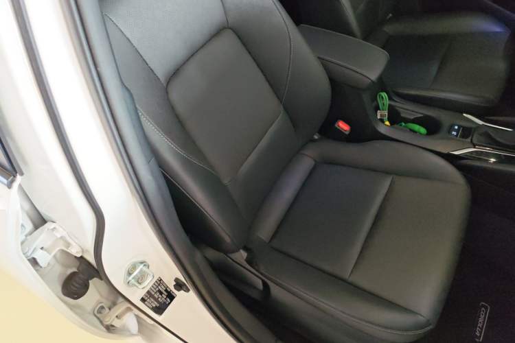 Used Toyota Corolla 2023 1.8L Smart Electric Hybrid Dual-Motor Flagship Edition Right Front Seat