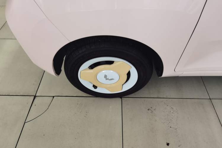 Used Wuling Hongguang MINIEV 2022 Macaron Premium Model – Lithium Iron Phosphate