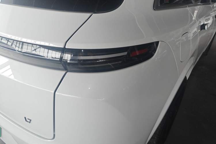 Used Li Auto L7 2023 Air model
