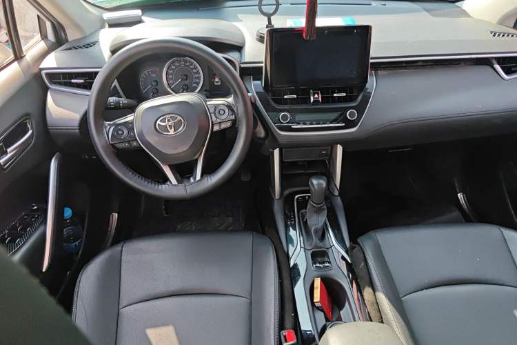 Used Toyota Corolla Cross 2022 2.0L Deluxe Edition
